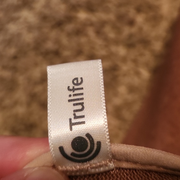 Coco Reef Bra Sized Bikini Top with Removable Filled Pads - Picture 9 of 12